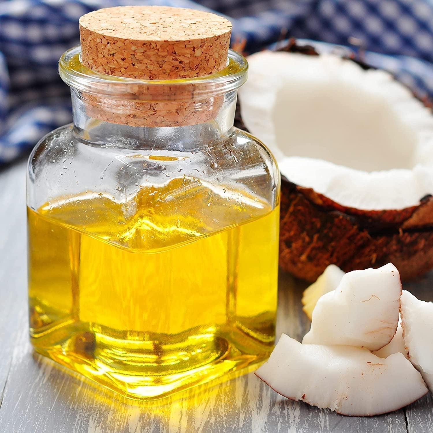 OGX Coconut Miracle Oil Conditioner, Hydratační kondicionér pro péči o vlasy s kokosovým olejem, 385 ml OGX Hair Care