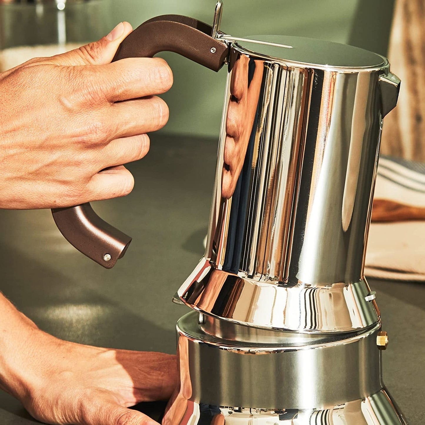 Alessi 9090/6 Espresso se 6 šálky na indukci, nerezová ocel, stříbrná, 15,5 x 13,5 x 27 cm