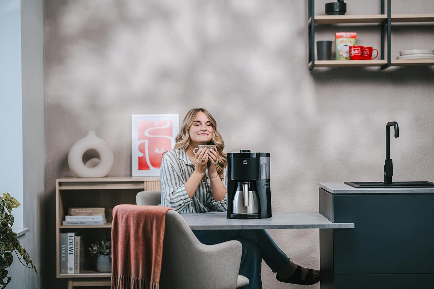 Melitta Look Therm - Espresso kávovar s filtrem, termo karafou a vyjímatelnou nádržkou na vodu, až na 10 šálků kávy, černá