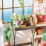 Robotime DG145 Rolife Miniaturní domeček pro panenky Emily's Flower Shop Vyrobeno ze dřeva, kovu, látky a kartonu, Rozměry: 22 X 15 X 17 cm, Domky pro panenky Naty Shop