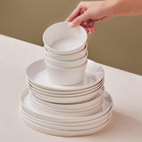 Sada nádobí Karaca Stream Bone Bomo pro 12 osob Sada elegantních čtvercových talířů Sada elegantního bílého porcelánového nádobí