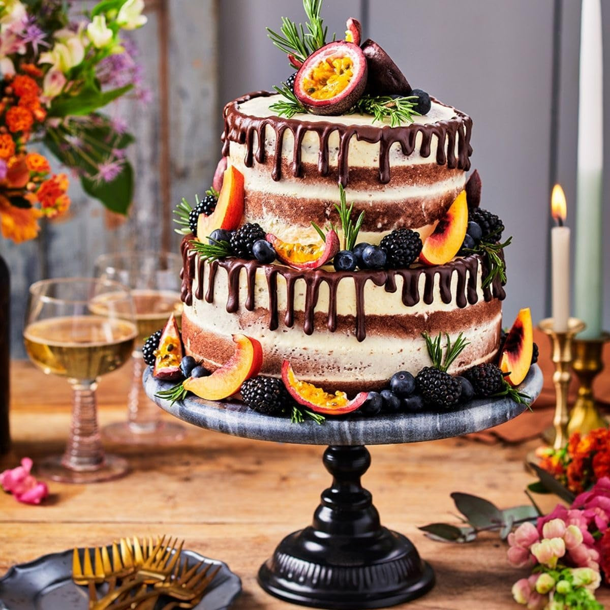 Funcakes Mix Für Buttercreme: Einfach Zu Berübenen, Cremig, Perfekt Zum Dekorieren, Abdecken Und Füllen Von Kuchen, Belag Auf Cupcakes, Halal., 1 kg Směs na pečení a vaření Naty Shop