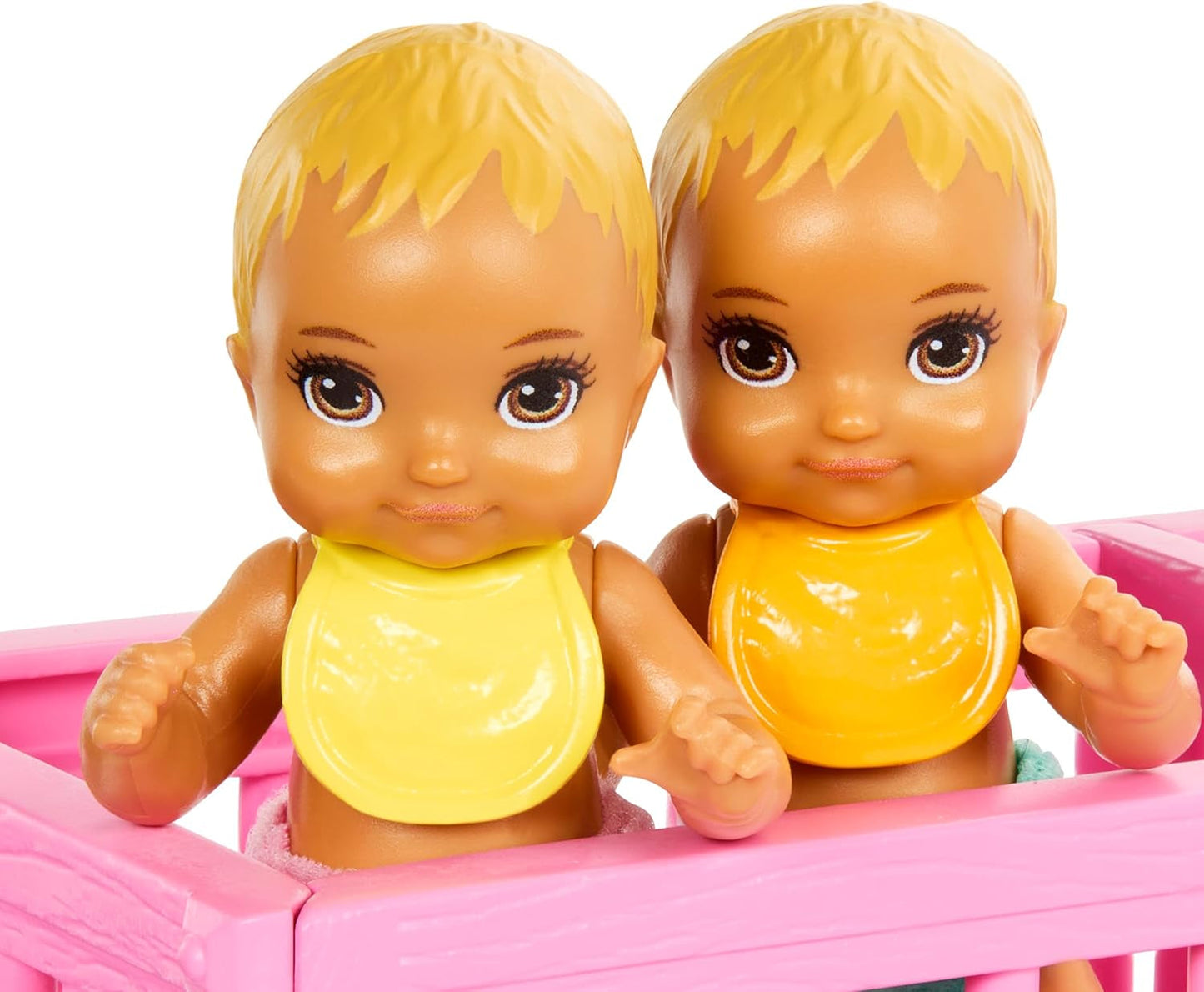Panenka Barbie Skipper a domeček na hraní s doplňky, obsahuje dvojčata, 1 postýlku, 1 houpačku, 1 kolébku a další, HXM99