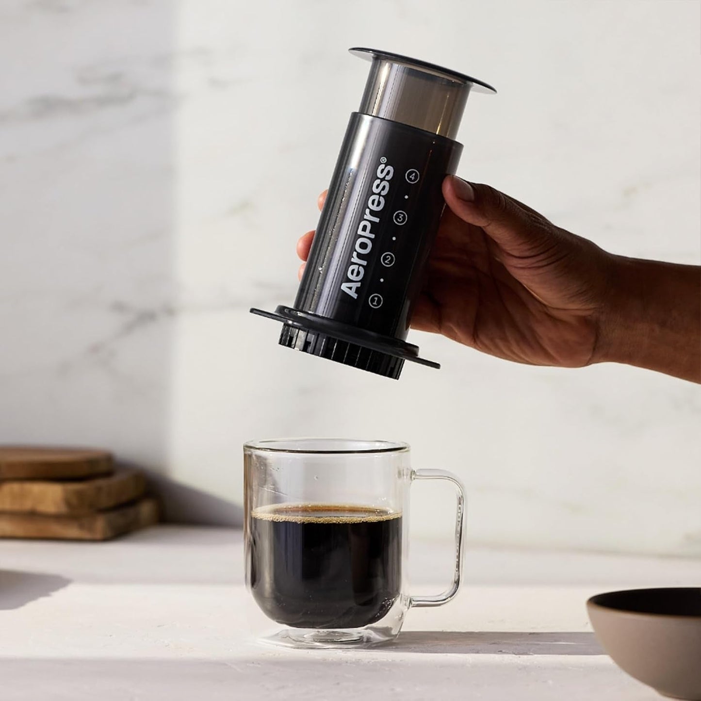 Originální kávovar a espresso AeroPress, přenosný baristický kávovar s komorou, plunžrem a filtry, kávovar Rapid a espresso