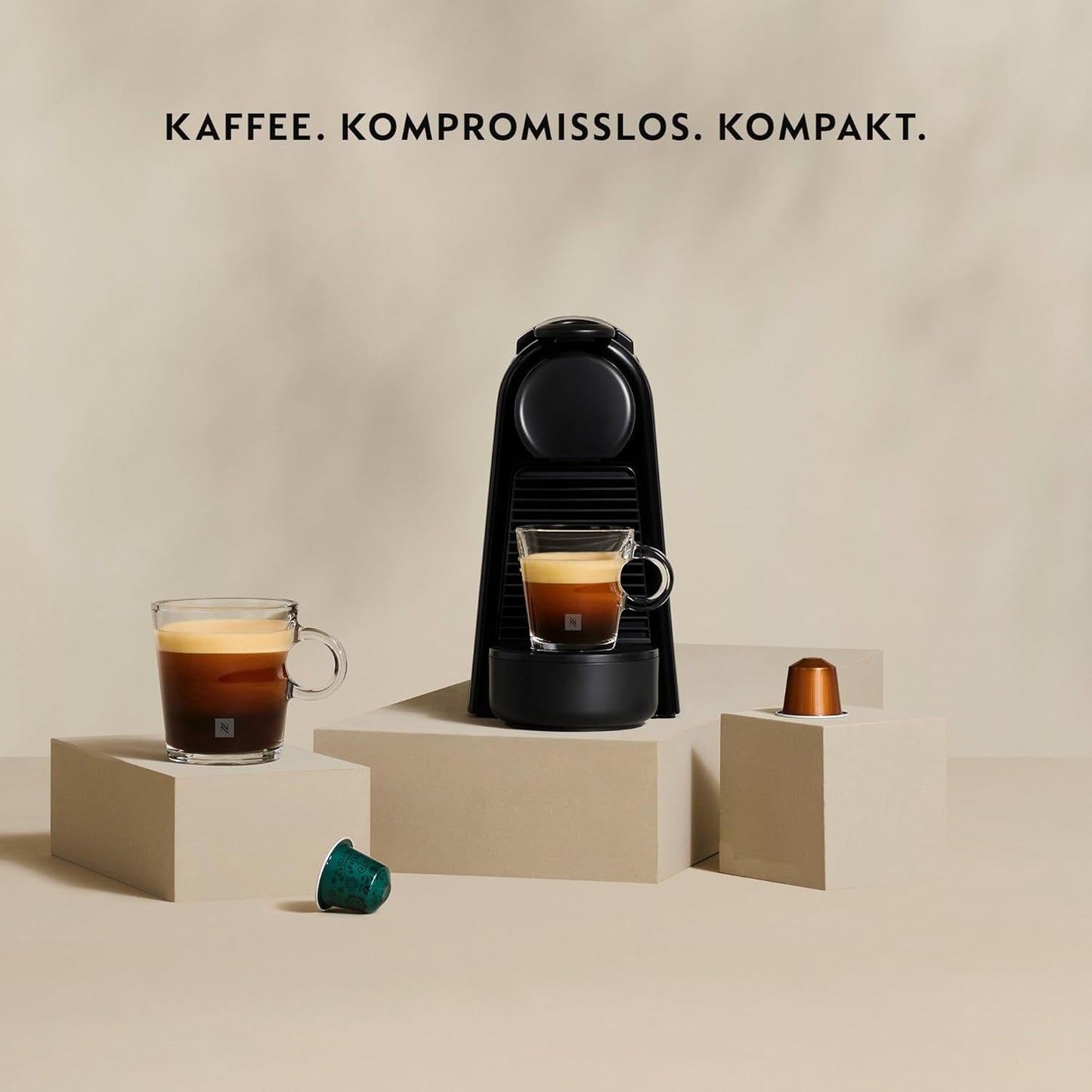 Espresso kávovar s kapslemi Nespresso De'Longhi Essenza Mini, černý | Tlak čerpadla 19 bar | Nádrž na vodu 0,6 l | Na espresso a lungo | Malý kávovar na espresso – skvělé kávové okamžiky | EN85.B