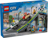 LEGO City No Limits: Závod v mýdlových krabičkách s rampou - Stavebnice pro chlapce a dívky od 6 let - Sada se 2 krabičkami na mýdlo a 4 minifigurkami závodníka - Nápad na dárek pro děti 60460 Stavebnice Besuche den LEGO-Store
