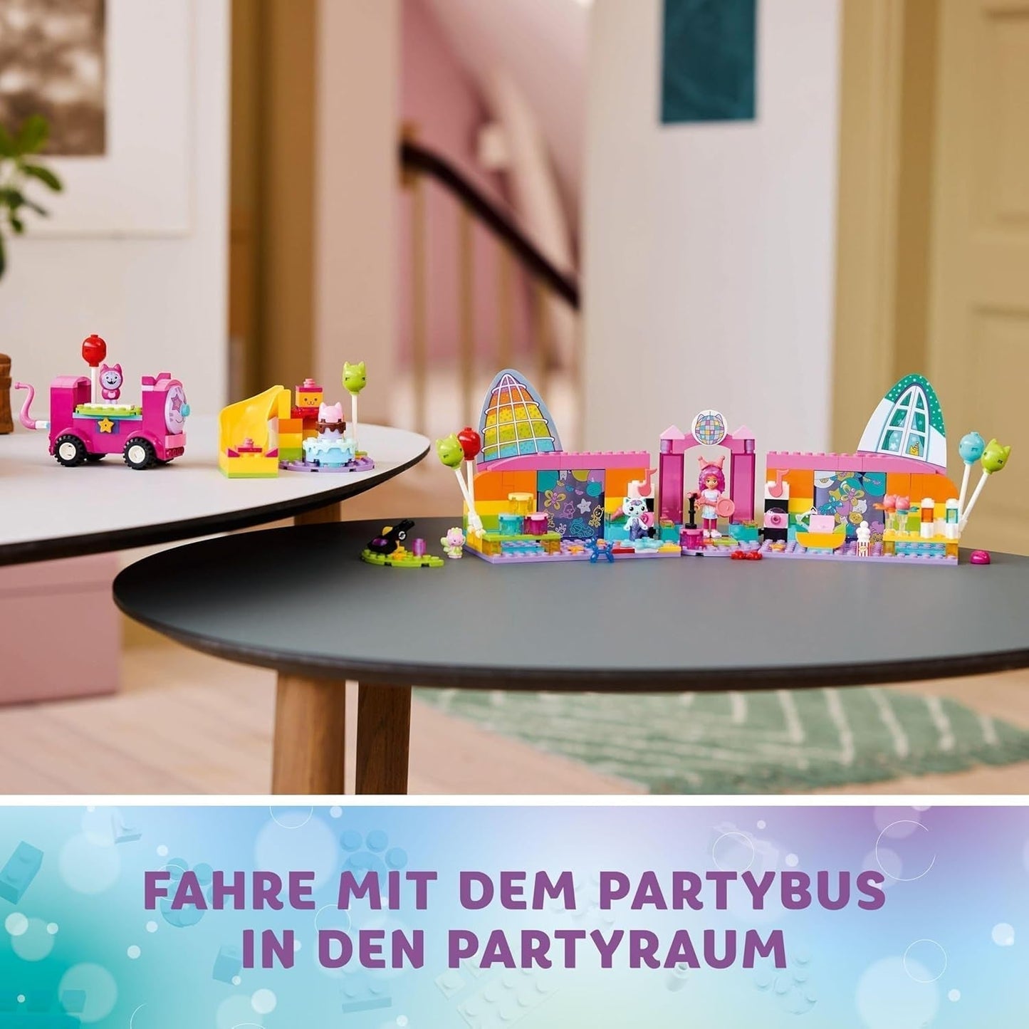 LEGO 4+ Gabby's Dollhouse Gabby's Party Room, Disco Playset se skluzavkou a figurkami zvířat pro kreativní hraní rolí, dárek pro dívky a chlapce od 4 let 10797 Stavebnice Besuche den LEGO-Store