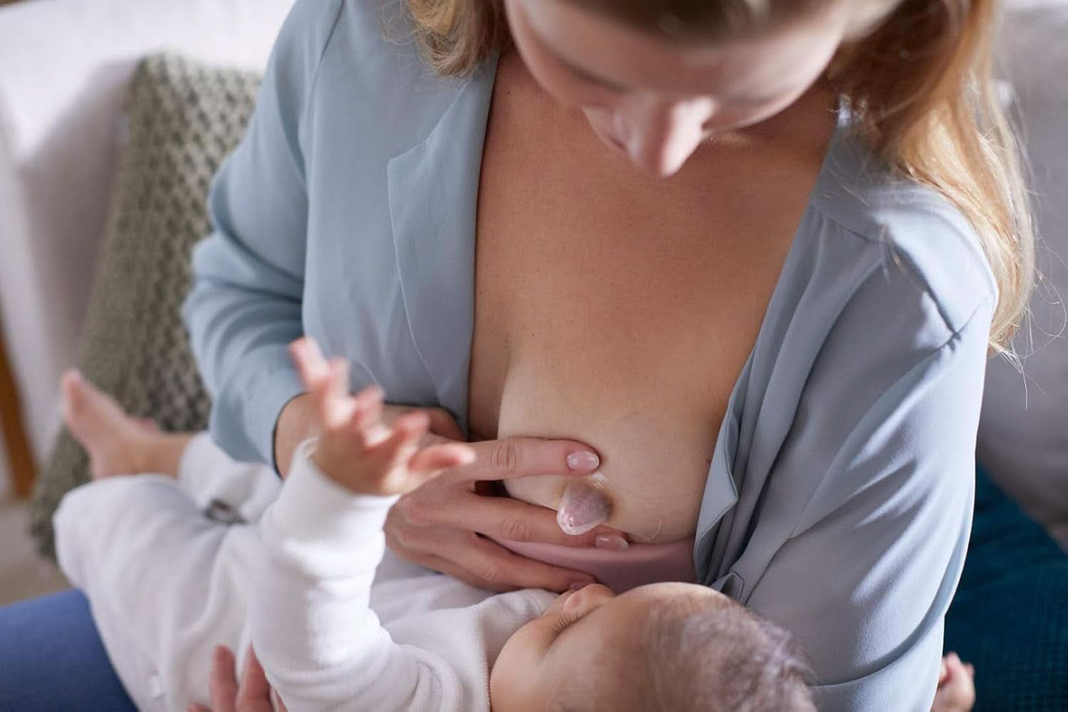 Philips Avent SCF153/03 Ochrana bradavek, S úložným boxem, Střední, 2 kusy Příslušenství Jídlo a kojení Bebe Naty Shop