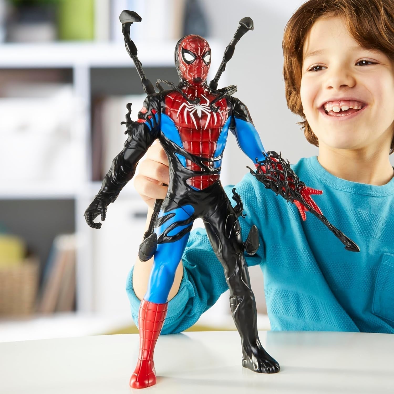 Akční figurka Marvel Spider-Man Venomversus Spider-Man Color Changer s příslušenstvím Akční figurky Naty Shop