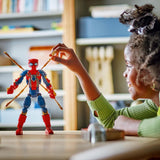 Stavebnice LEGO Marvel Iron Spider-Man Superhrdinská akční hračka pro děti 8+ Chlapci a dívky Sada brnění Sestavitelný model Avengers Tip na dárek pro filmové fanoušky Marvel 76298 Stavebnice Beuche den LEGO-Store