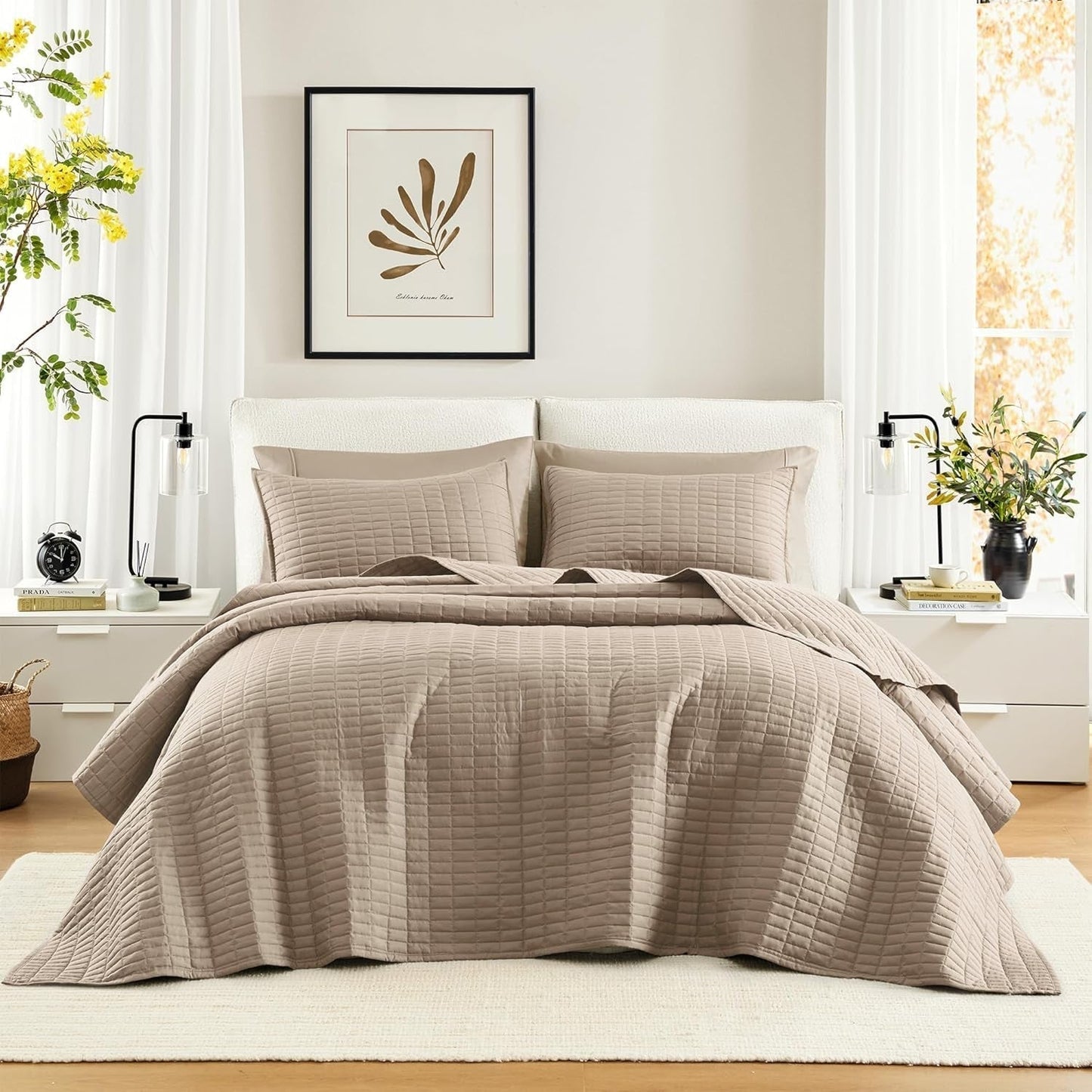 Sada přikrývek Comfort Spaces Kienna, luxusní letní přikrývka s dvojitým stehem, lehká, měkká, celoroční povlečení, odpovídající povlak na polštář, bílá, přikrývka na postele velikosti King (264,2 x 228,6 cm), přikrývky a prošívané přikrývky Naty Shop Přehoz na postel nadměrné velikosti Taupe (120"X118")