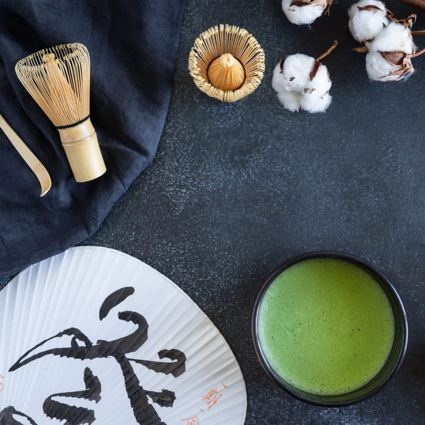 Moya Matcha organický prášek ze zeleného čaje | 100 g tradiční obřadní kvality 30 g | Ekologicky pěstované a sklizené v Uji, Japonsko | Perfektní k pití s ​​vodou, matcha latté, smoothies a limonádami