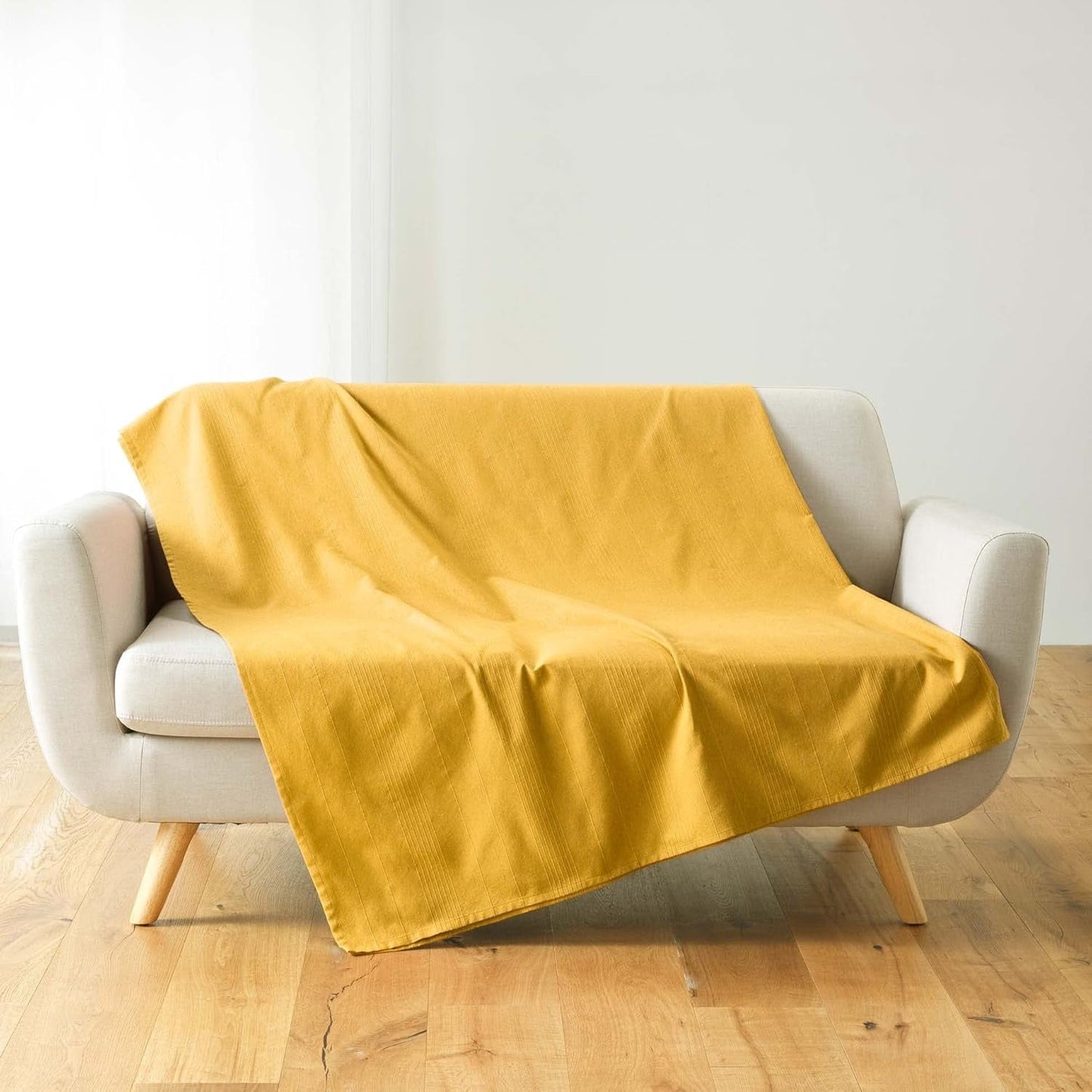 Douceur D'Intérieur, Deka (220 X 240 Cm) Lucile Curry, Polycotton, Jednobarevné Postele a deky Douceur d'Intérieur Curry 220 X 240 Cm