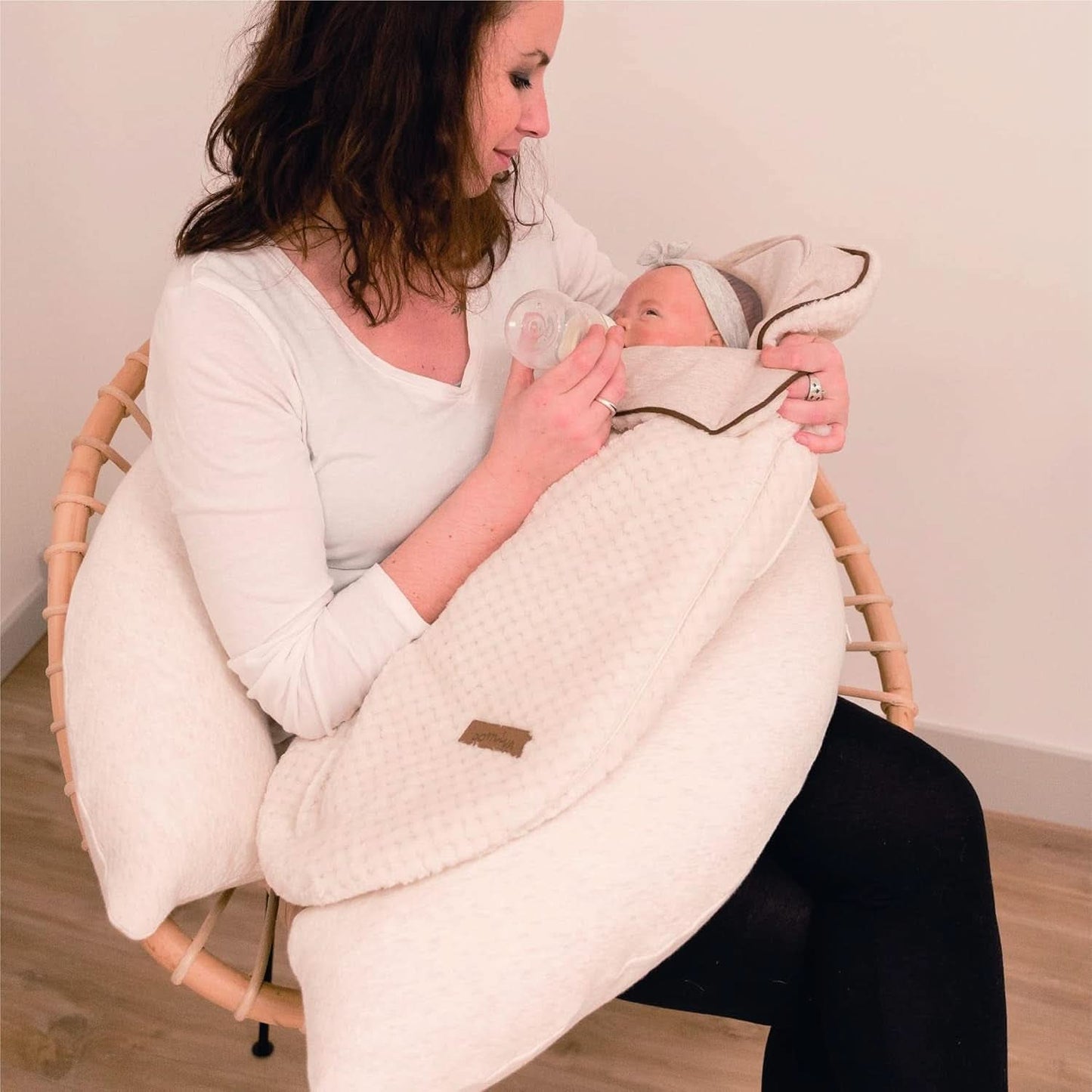 Multifunkční kojící polštář, 4v1, Soft Nova, béžový, jeden polštář: 202 cm, křeslo, 40 X 75 X 22 cm Příslušenství Potraviny a kojení Bebe Naty Shop