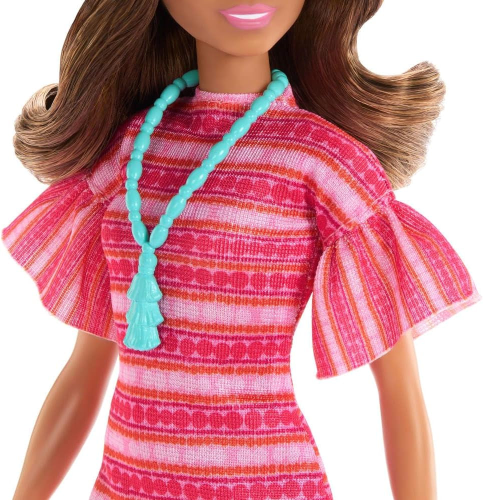 Barbie a Teresa Rezept für Freundschaft Teresa-Modepuppe s neomezeným oblečením a příslušenstvím, včetně náhrdelníku, JCT02