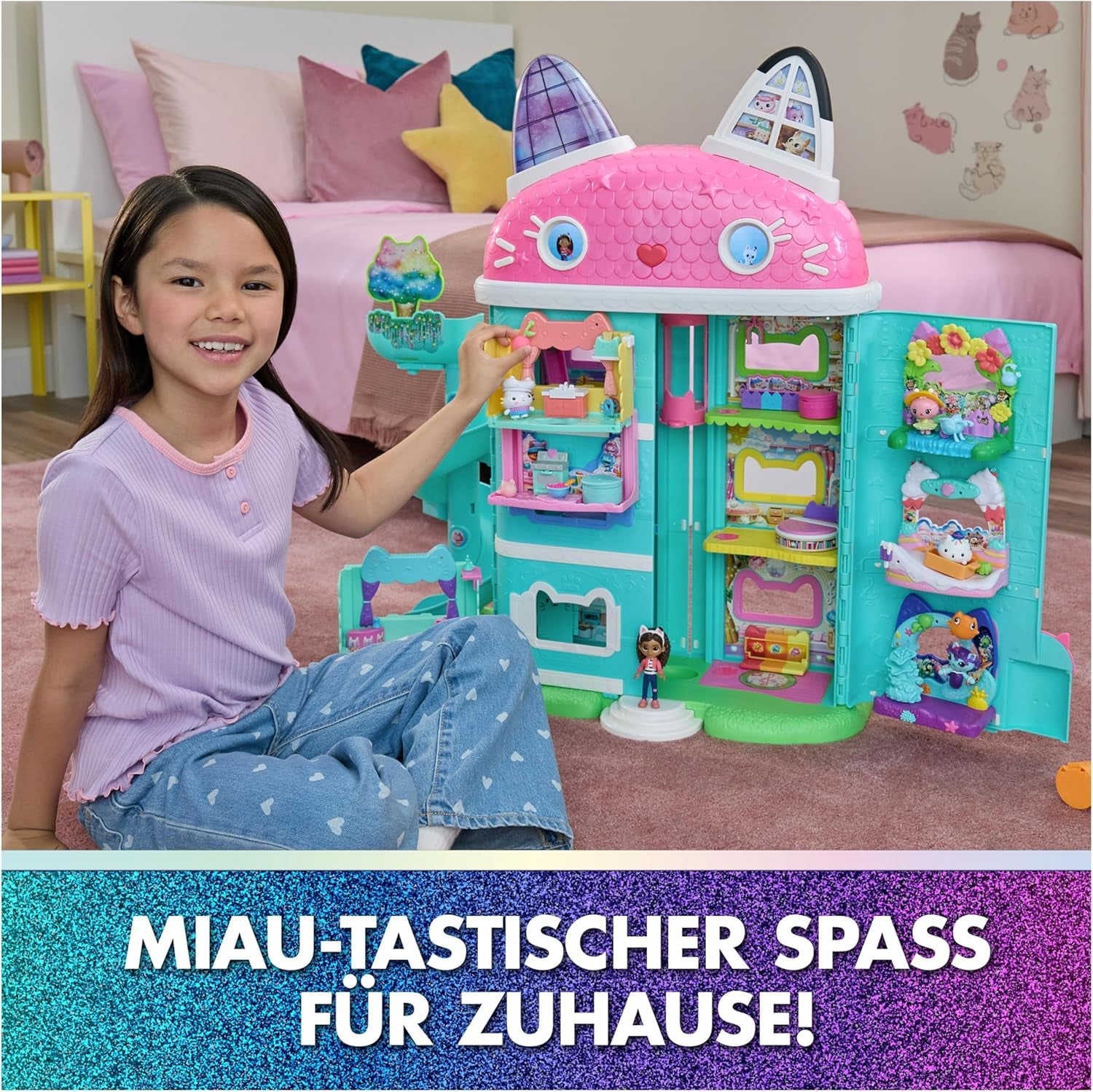 DREAMWORKS DOMEČEK PRO PANENKY GABBY: FILM – Kuchi's Sweet Balcony Playset s figurkami domečku pro panenky a doplňky pro děti od 3 let