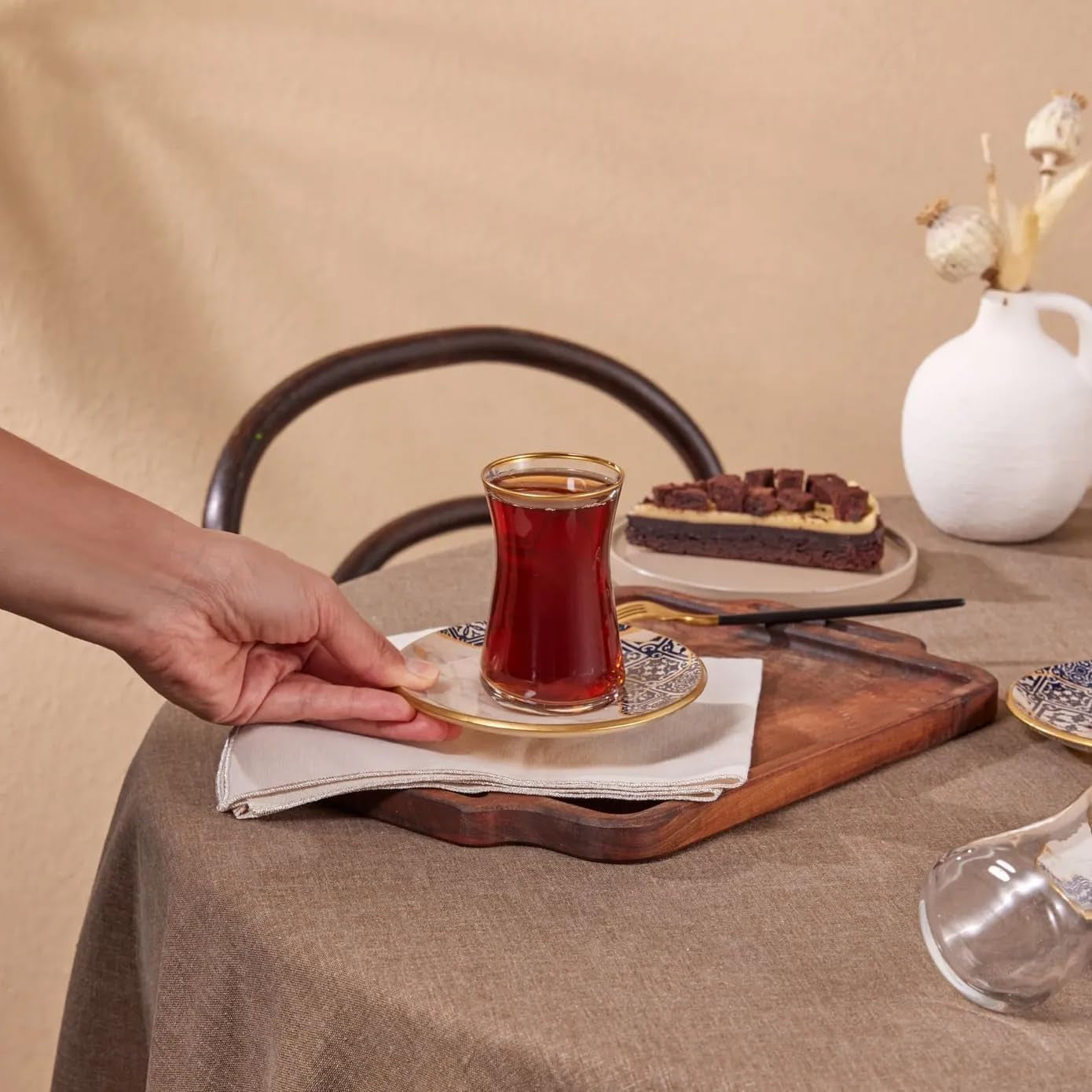 Karaca Aris 12dílná čajová sada pro 6 - Vynikající porcelánový servis pro elegantní čajový požitek