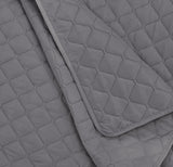 Nadměrná přikrývka Amazon Basics s reliéfem, 170 X 210 cm, tmavě šedý diamantový vzor Postele a přikrývky Besuche den Amazon Basics-Store