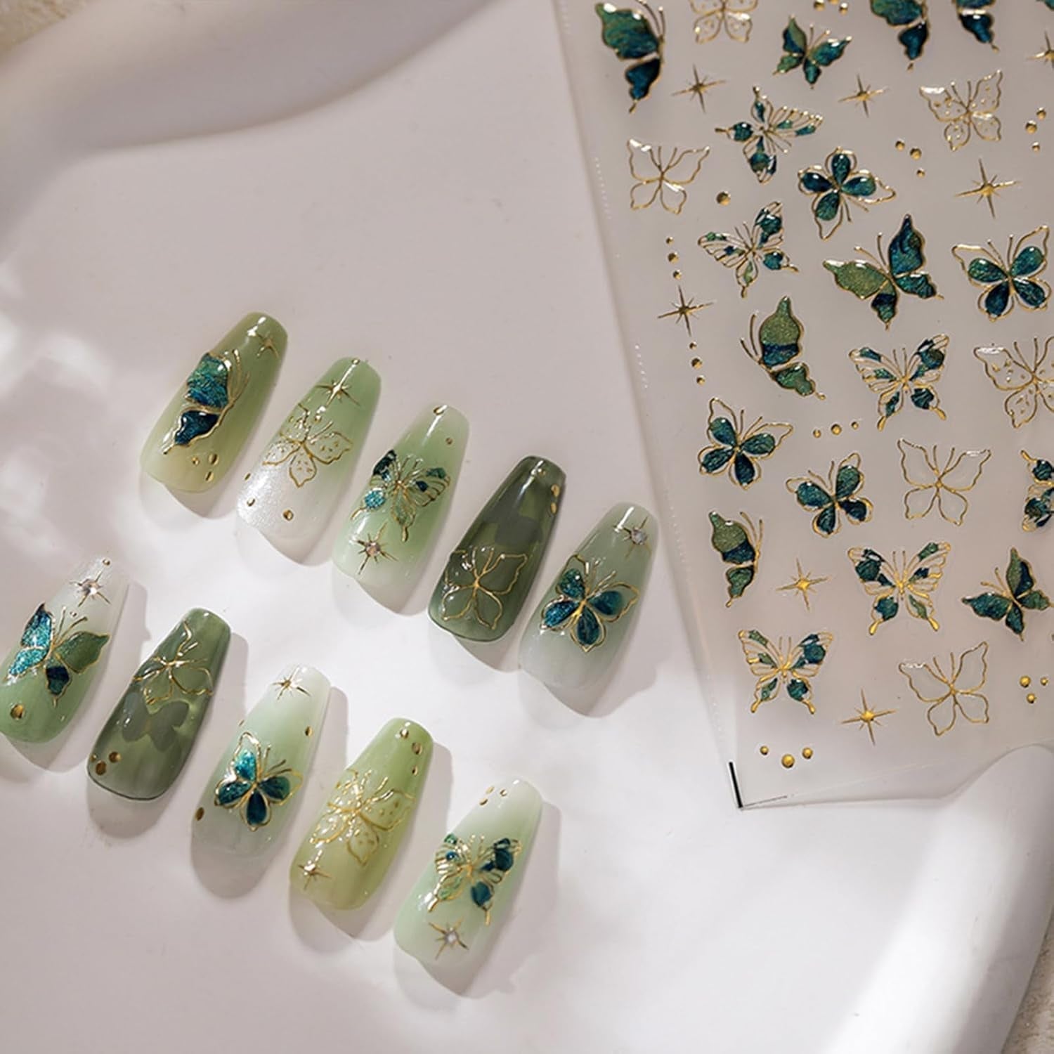 2 Blätter 5D Schmetterling Nálepka na nehty Selbstklebend, Nálepka Nagel Gold Rand, Nagel Designing Zubehör, Nail Art Stickers, Schmetterlinge Deko Nagelaufkleber, Nageltattoos