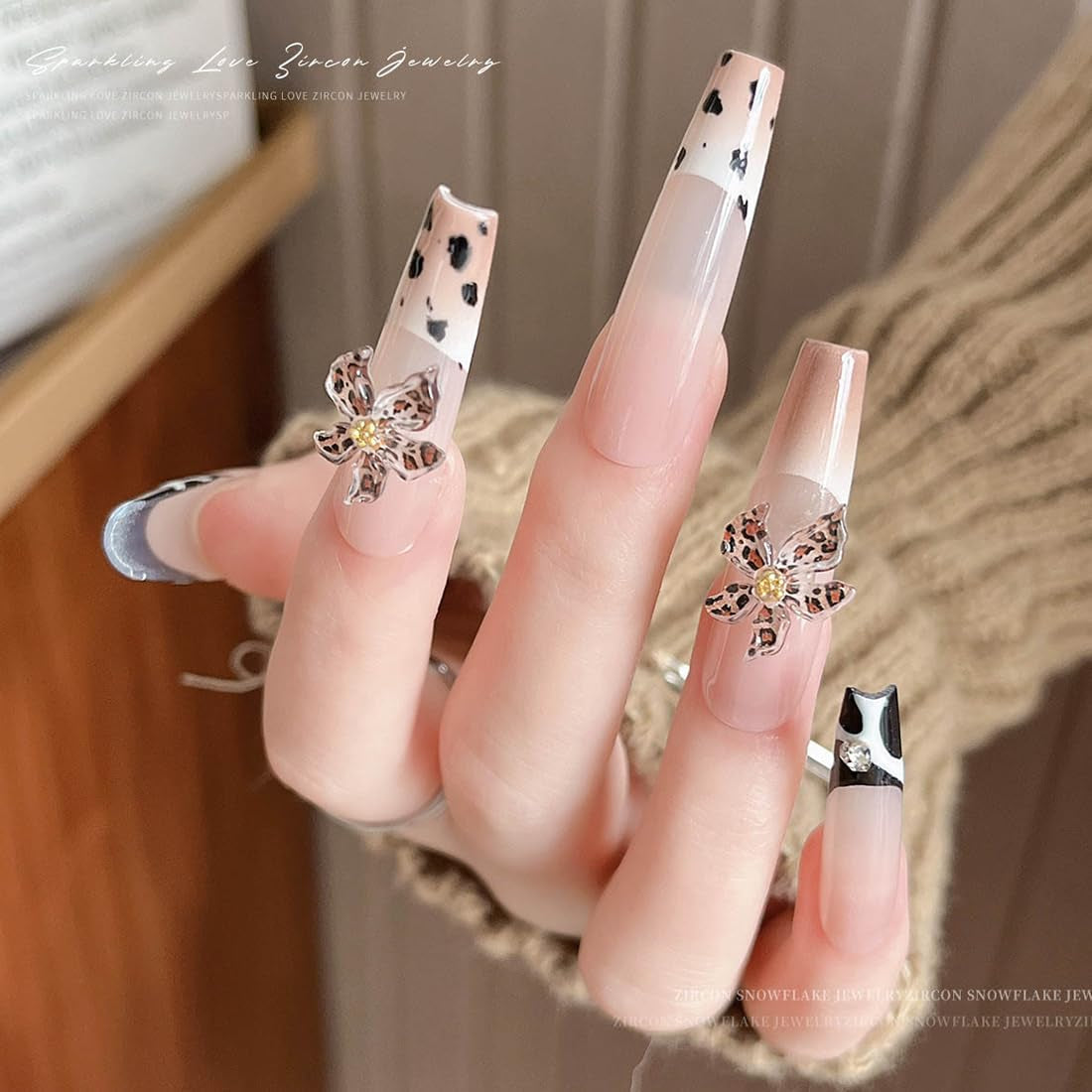 100 ks 3D Blume Nagel Charms Nägel Zubehör Nageldesign Glitzersteine ​​​​Nailart Strasssteine ​​​​Květinové přívěsky na nehty Luminous Flower Nail Art Charms Bunte Blumen Deko Nagel Steinchen Flowers Nail