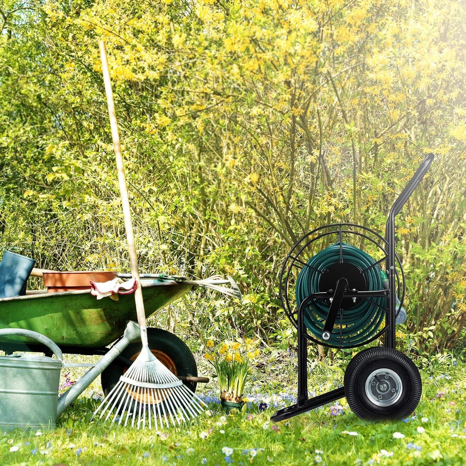 Vozík na hadici Relaxdays, mobilní naviják na hadici, připojení 1/2" a 3/4", hadice až 80 m, 2 kolečka, kov, černá