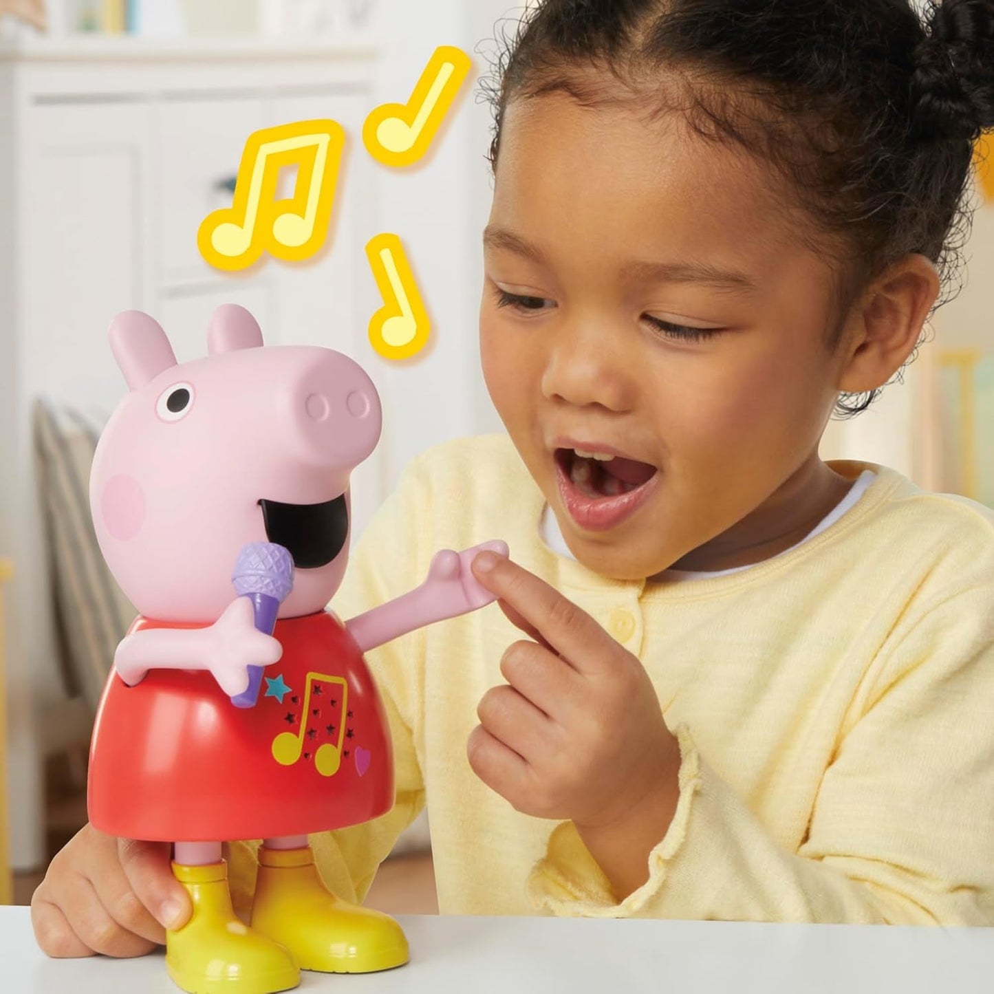 Panenka Peppa Pig, mluvící a zpívající, růžová, 20 cm