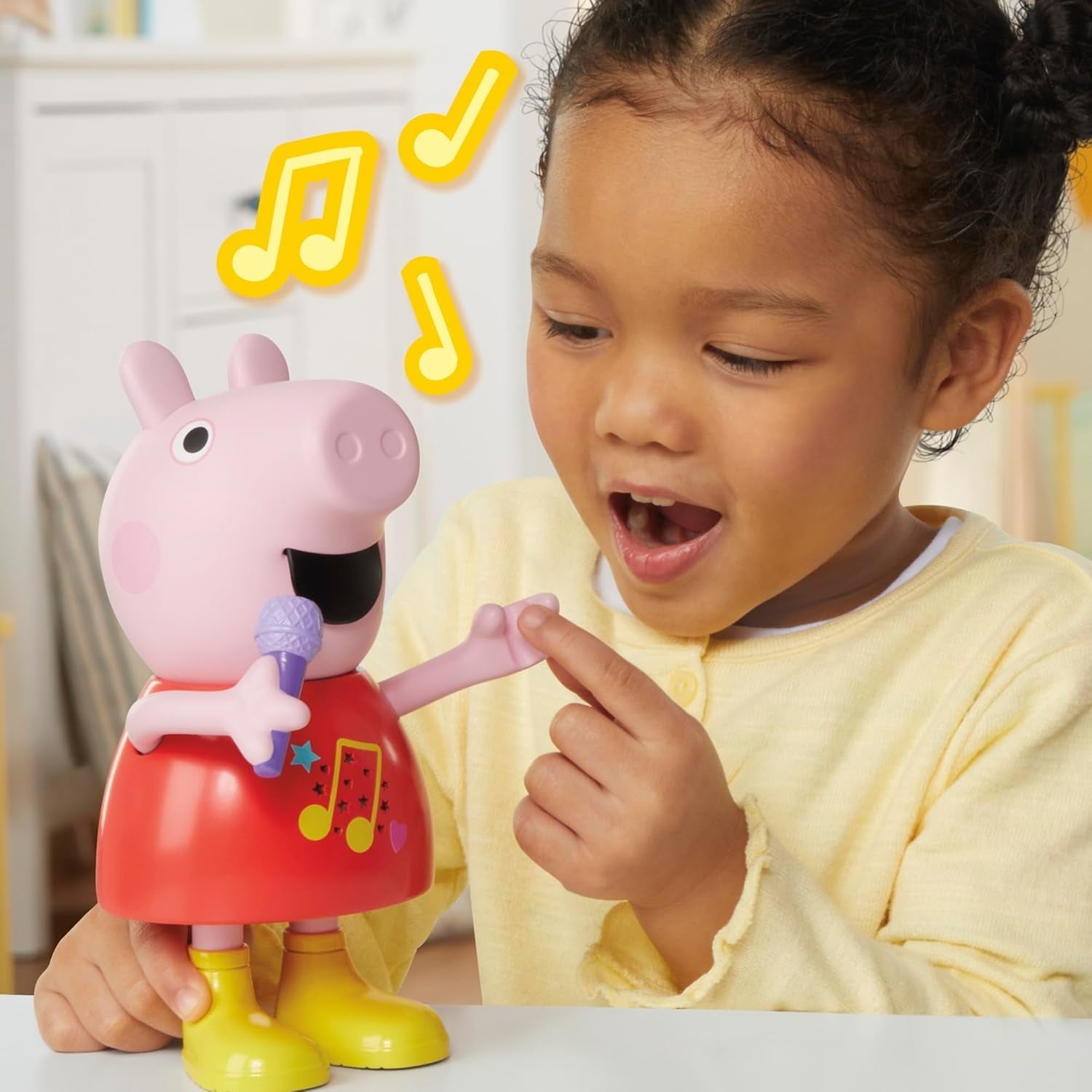 Panenka Peppa Pig, mluvící a zpívající, růžová, 20 cm