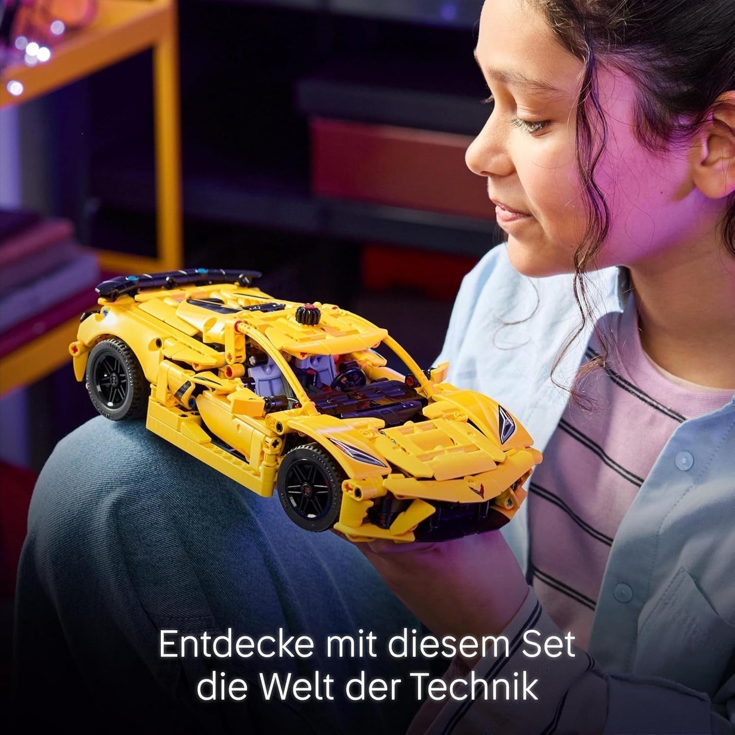 LEGO Technic Chevrolet Corvette Stingray - Sběratelská stavebnice - Sportovní autíčko - Model auta - Dárek pro 9leté chlapce a dívky, kteří milují autíčka 42205 Stavebnice Besuche den LEGO-Store