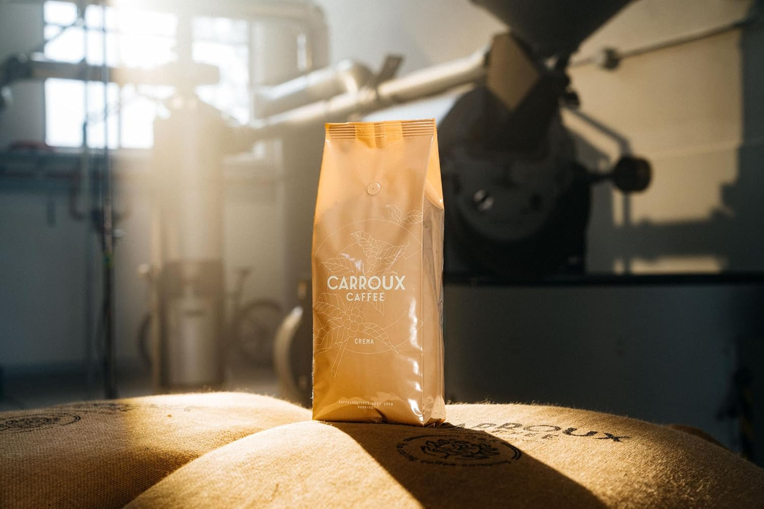 CARROUX Crema celá kávová zrna (6 x 500 g) - prémiová kávová zrna z Hamburku - čerstvě pražená tradičně
