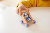Hape Baby Room - Dřevěná sada pokojíčku pro panenky, Nábytek pro panenky, Doplňky k domečku pro batole, Miniaturní dětský pokoj s houpačkou a doplňky, 3 roky stará hra na hraní