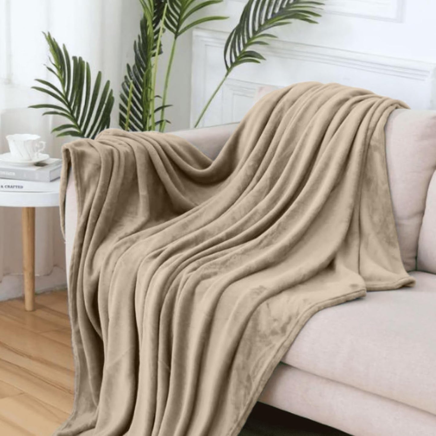 Nadýchaná deka Komfortec, pohodlná deka, fleecová deka, certifikace Oeko-Tex, super měkká, 150X200 Cm, 260 G/M², béžová Postele a přikrývky Besuche den Komfortec-Store