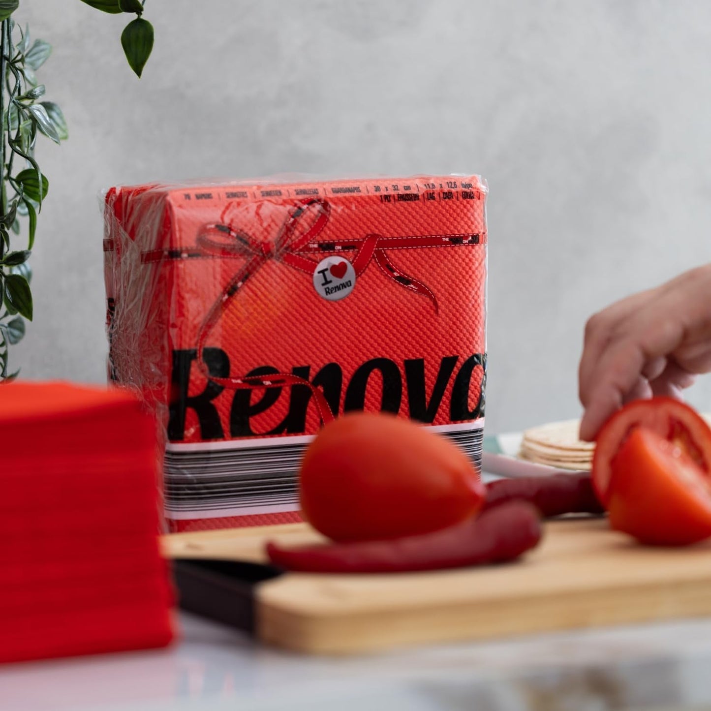 Papírové ubrousky Renova, červený štítek - 70 ubrousků