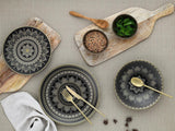 CreaTable, 23588, MANDALA GOLD Series – černá, 12dílná sada nádobí, sada porcelánových talířů, vhodné do myčky a mikrovlnné trouby, kvalitní výroba