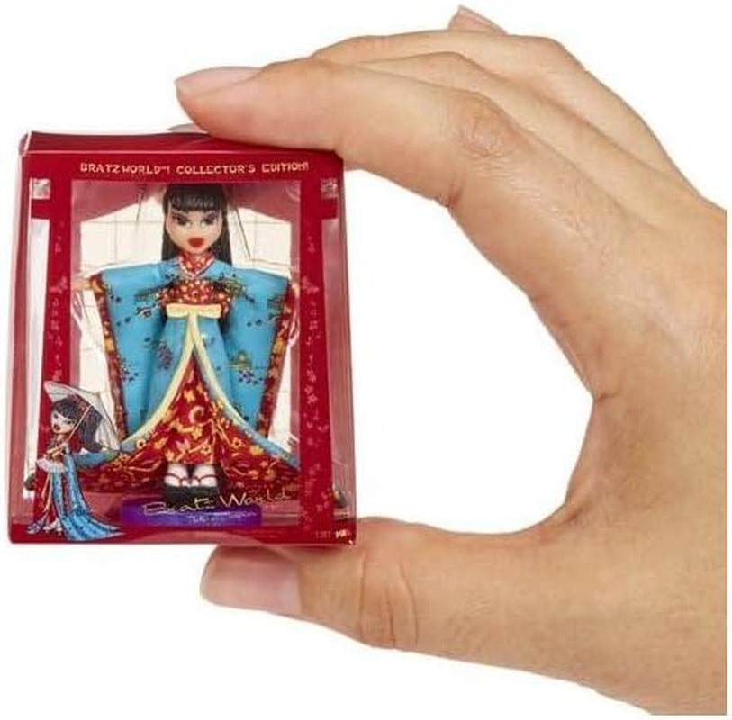 Limitovaná edice panenek Bratz Miniverse MGA Y2K Nostalgia Flashback Minis – BALENÍ PŘEKVAPENÍ – 2 mini panenky Bratz a vitrína – skvělý dárek pro děti a sběratele 6+