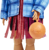 Barbie HDJ46 - Extra panenka v šatech s basketbalovým dresem a doplňky, s mazlíčkem Corgi, extra dlouhé kudrnaté vlasy s růžovými pramínky a ohebnými klouby, dárková hračka pro děti 3+ panenky Naty Shop