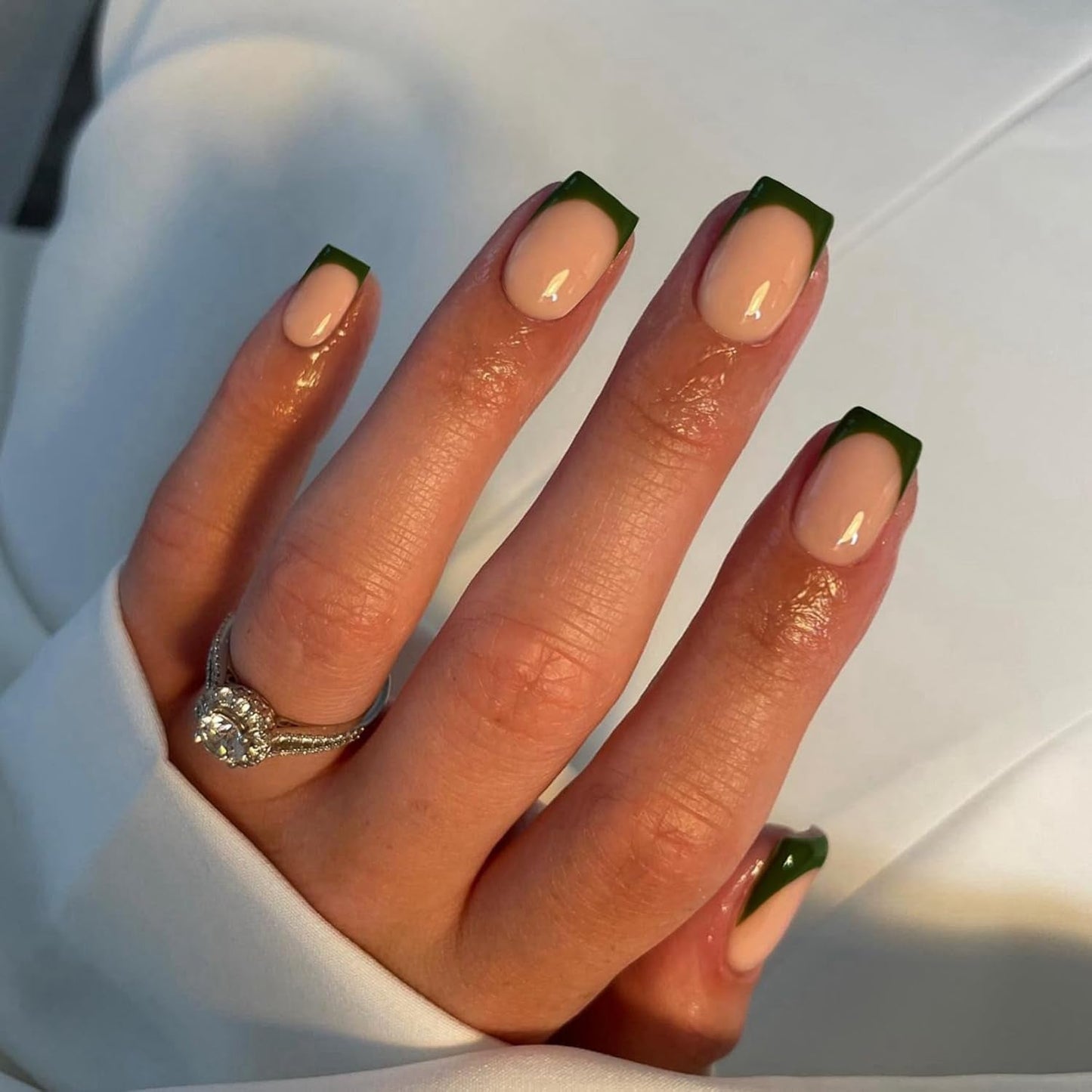 Dlouhé francouzské tipy Zlaté třpytivé lepidlo na dlouhé čtvercové nehty Glitter French Tip Sada umělých nehtů čtvercové umělé nehty pro ženy 24ks