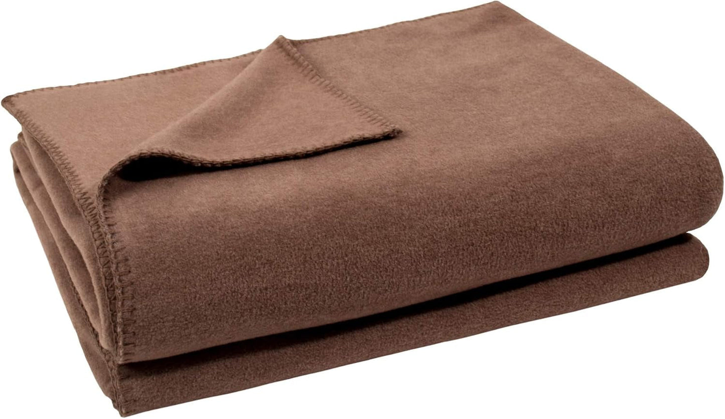 Deka Zoeppritz v barvě: Červená, Vyrobeno z 65% Polyester, 35% Viskóza, Rozměr: 160X200 Cm, 103291-235-160X200 Postele a deky Zoeppritz od roku 1828 840 Smoke 180X220 Cm