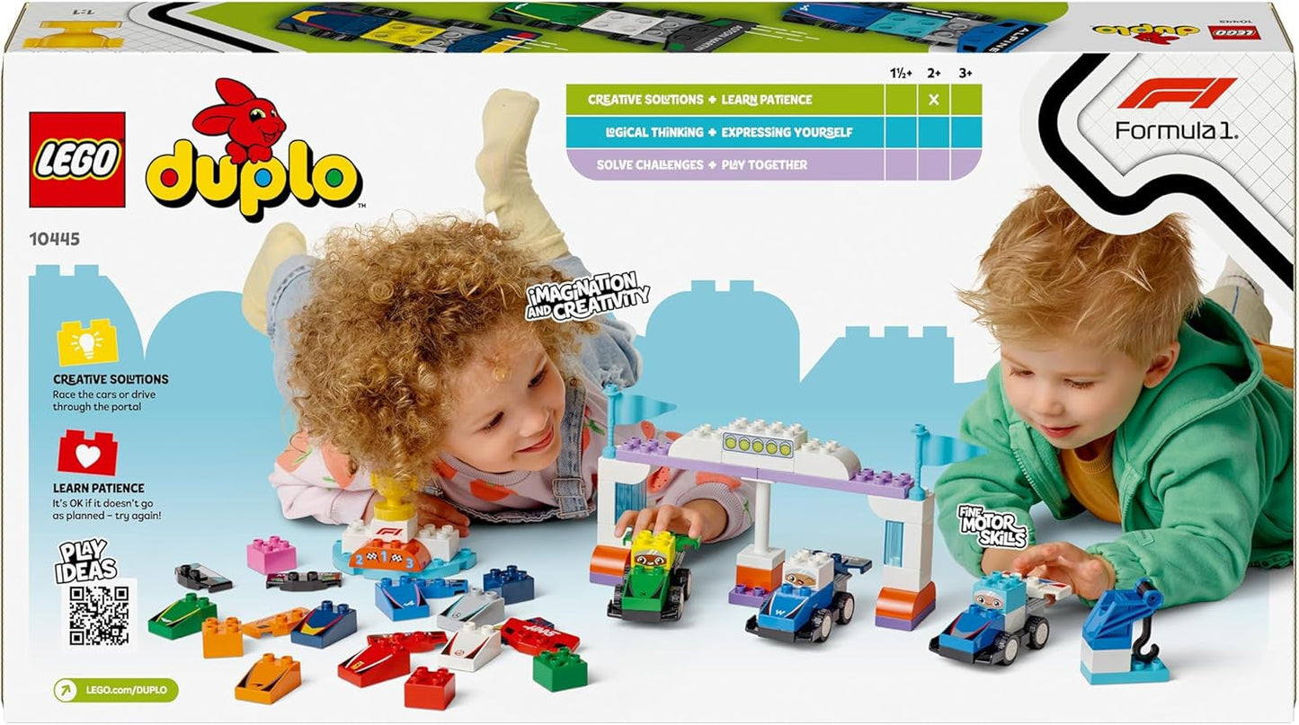 LEGO DUPLO Town F1 Team Závodní auta se závodníky, stavebnice pro celou rodinu, nápaditý herní zážitek, narozeninový dárek pro batolata, chlapce a dívky od 2 let 10445 Stavebnice Besuche den LEGO-Store