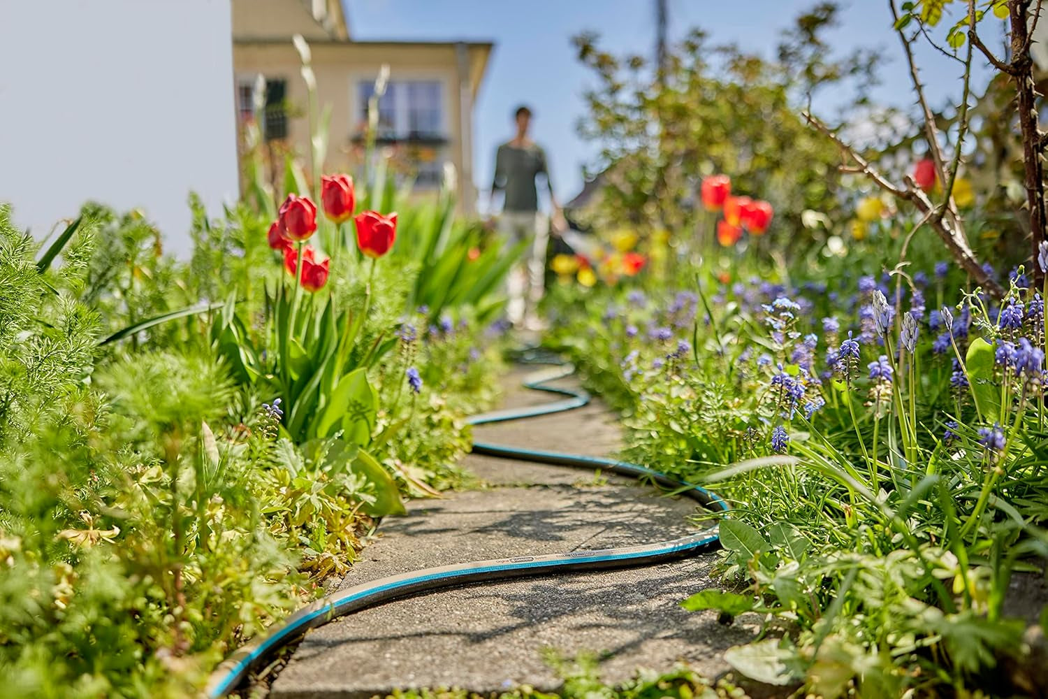 Hadice Gardena EcoLine 1/2 palce, 20 m bez systémových součástí: Udržitelná zahradní hadice vyrobená z recyklovaného plastu, bez ftalátů a škodlivin, funkce silného uchopení, odolná proti mrazu a UV záření (18930-20)