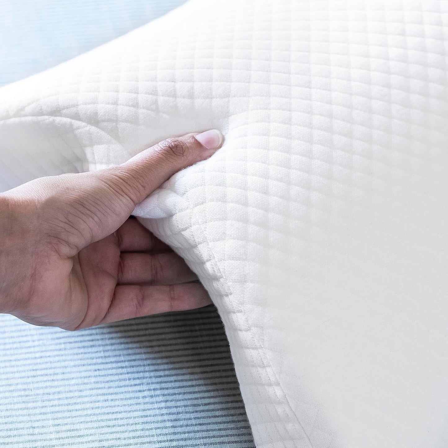 InnovaGoods – Viscoelastický krční polštář pro páry, Ergonomický design pro relaxaci páru, Paměťová pěna pro uvolnění tlaku, Snímatelný potah, Bílá, 36 x 12,5 x 30,5 cm, Paměťová pěna