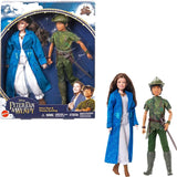 DISNEY Peter Pan & Wendy – Mobil s typickým oblečením a odnímatelnými doplňky, kalhoty z měkké látky, pro zopakování oblíbených scén nebo kreativní hru, pro děti od 3 let, HNY36 Naty Shop Dolls Výchozí název