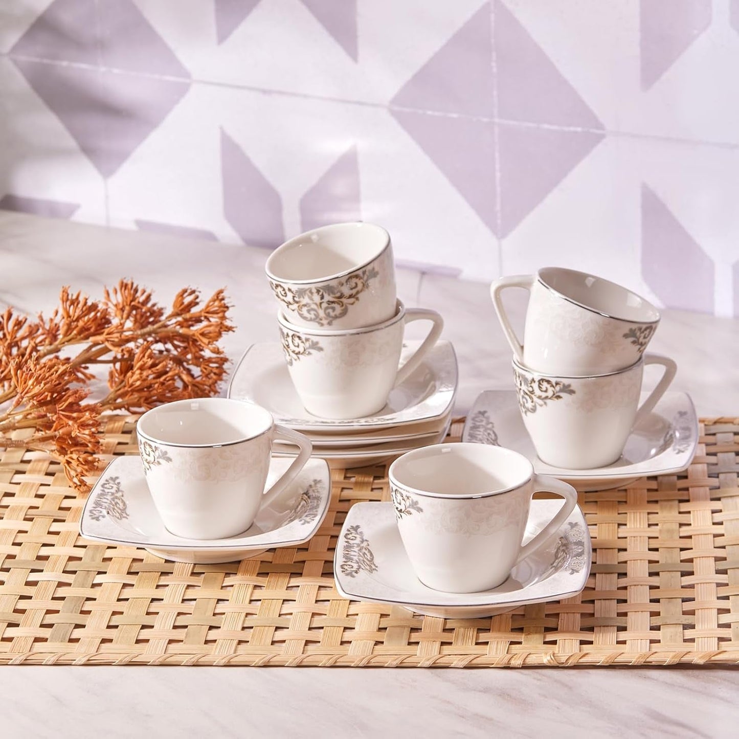 Sada porcelánových šálků na espresso KARACA Nazende - 80 ml turecké šálky na kávu s podšálky, 12dílný moderní kávový servis se 6 šálky a 6 podšálky, mocha šálky - bílá
