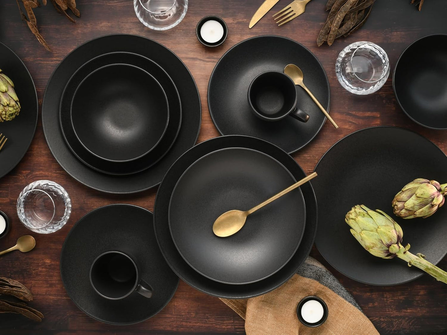 Creatable, 23146, SOFT TOUCH BLACK Series, 20dílná sada nádobí, Porcelánová kombinovaná služba, Vhodné do myčky a mikrovlnné trouby, Vyrobeno v Portugalsku