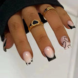 24ks Krátké čtvercové francouzské špičky False Nails White Heart Design Černé akrylové nehty Full Cover