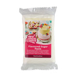 Fondant Funcakes s příchutí meringue: Snadné použití, hladký, pružný, měkký a tvárný, ideální pro zdobení dortů, košer a bez lepku. 1 kg