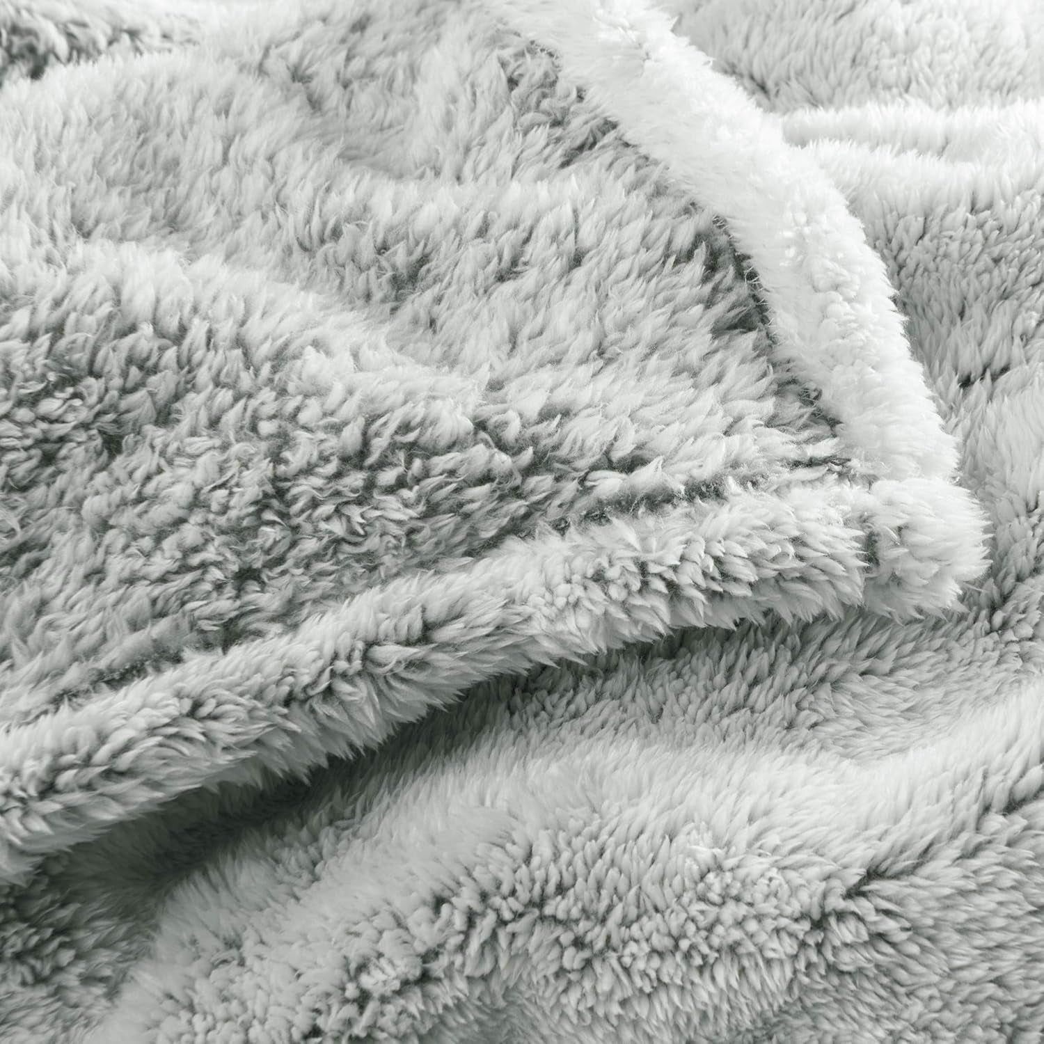 Aqua-Textil Nadýchaná plyšová přikrývka 150 X 200 Cm Šedá Bílá Melange Plyšová TV přikrývka Přehoz Sherpa Fleece Oeko-Tex Ottawa Postele a přikrývky Besuche den aqua-textil-Store