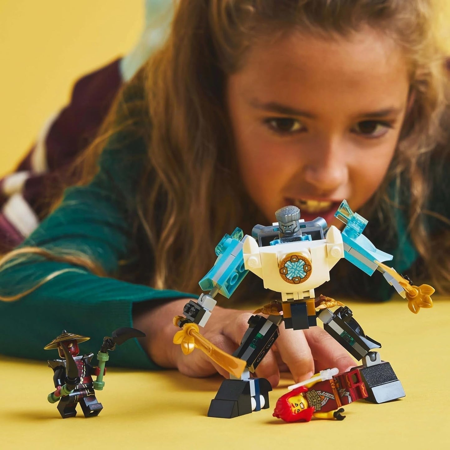 LEGO NINJAGO Zaneův akční mechanik - Hračka Ninja se 3 minifigurkami pro hraní rolí - Malá sada na stavění a hraní pro děti - Nápad na dárek pro chlapce a dívky od 6 let 71827 Stavebnice Besuche den LEGO-Store