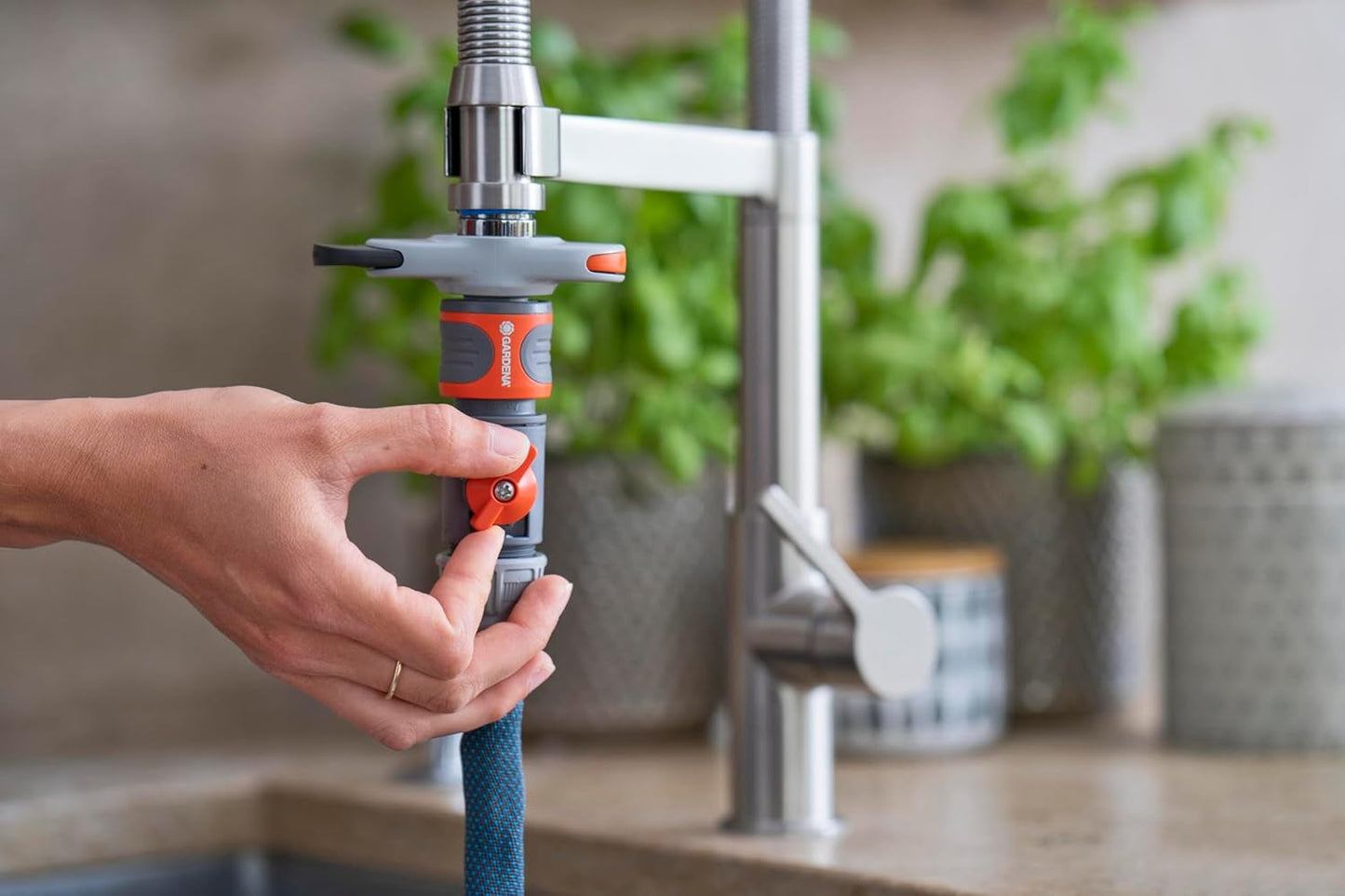 Textilní hadice Gardena Liano Xtreme 1/2", sada 10 metrů + vnitřní adaptér
