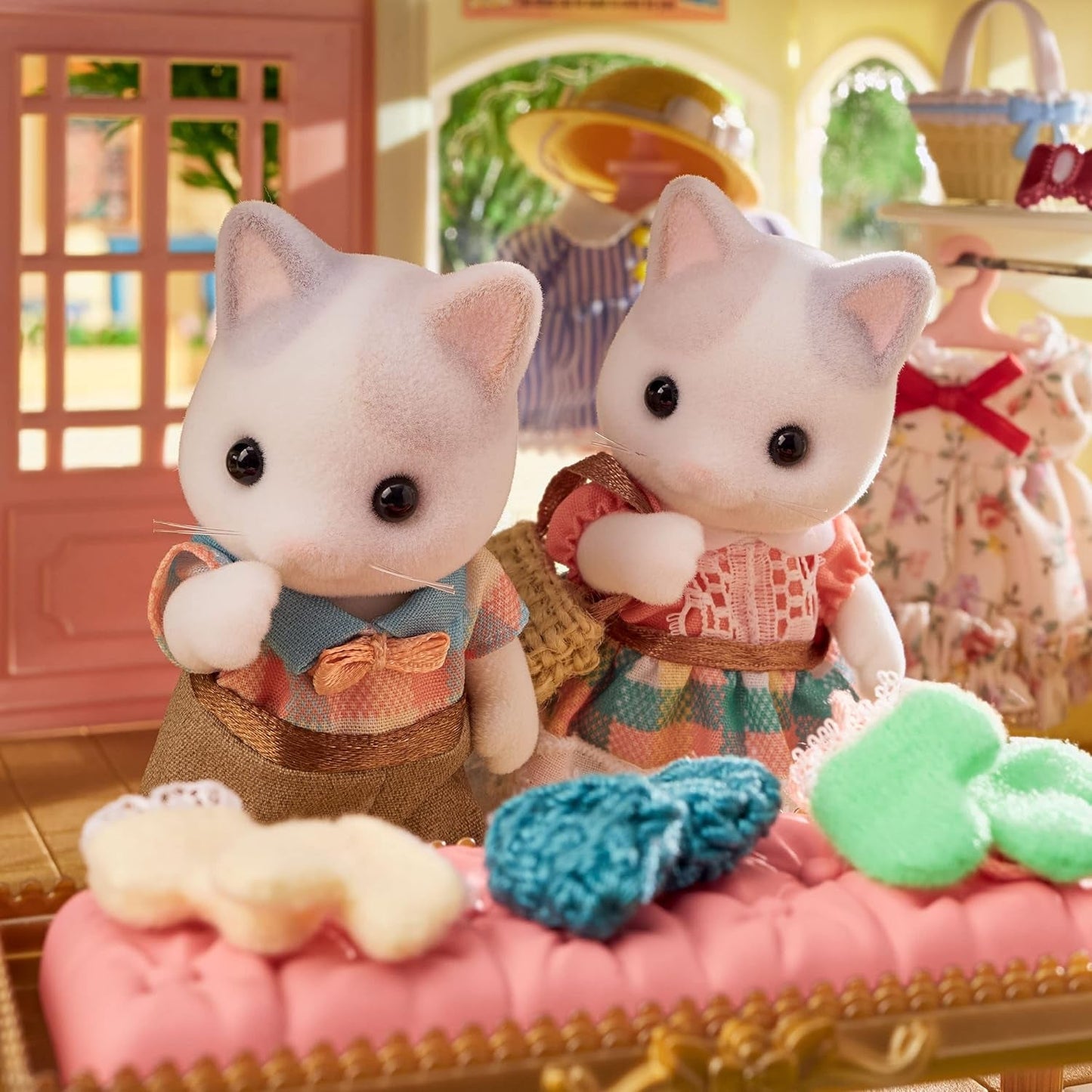 Sylvanian Families - 5738 Milk Cat Family - Figurky domečku pro panenky