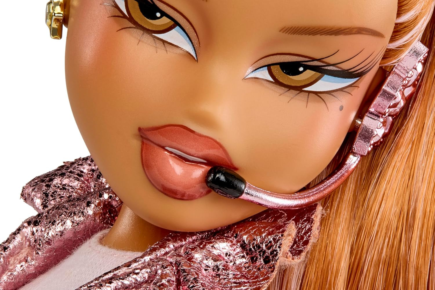 BRATZ Pop Starz Yasmin – Módní panenka se sběratelským kouzlem, oblečením a hudebními doplňky